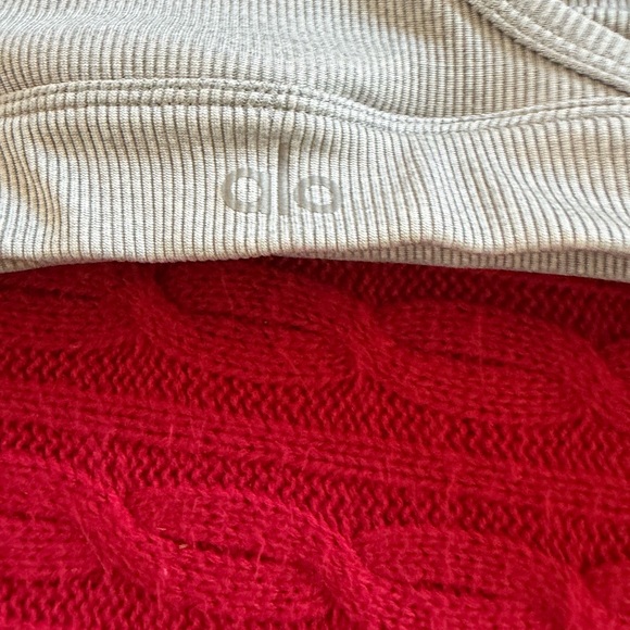 ALO Yoga Light Gray Wrap Sports Bra - Picture 2 of 6